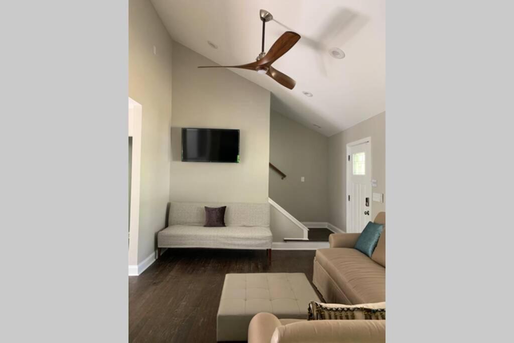 Modern Home:3 Bedroom;2.5 Bath Near M-Benz Stadium Атланта Екстер'єр фото